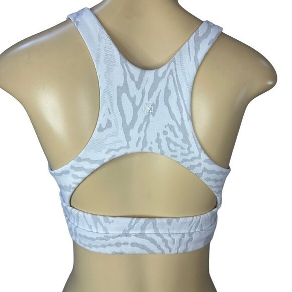 Devon Windsor Axelle crop top sports bra with removable pads small - Picture 4 of 7